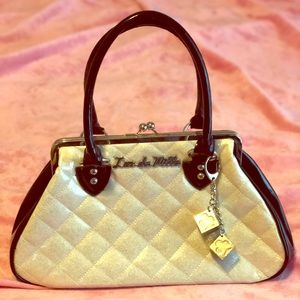 Like new Lux De Ville in White Sparkle